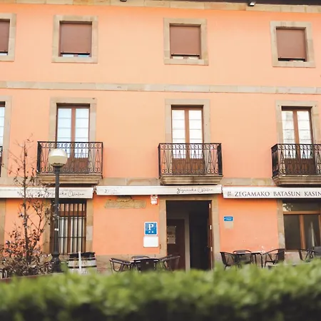 Ostatu De Affittacamere Zegama