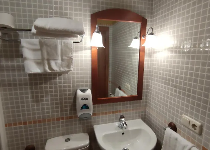 Ostatu De Pensionat *