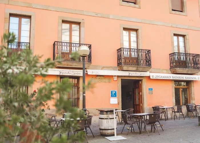 Pensionat Ostatu De Zegama